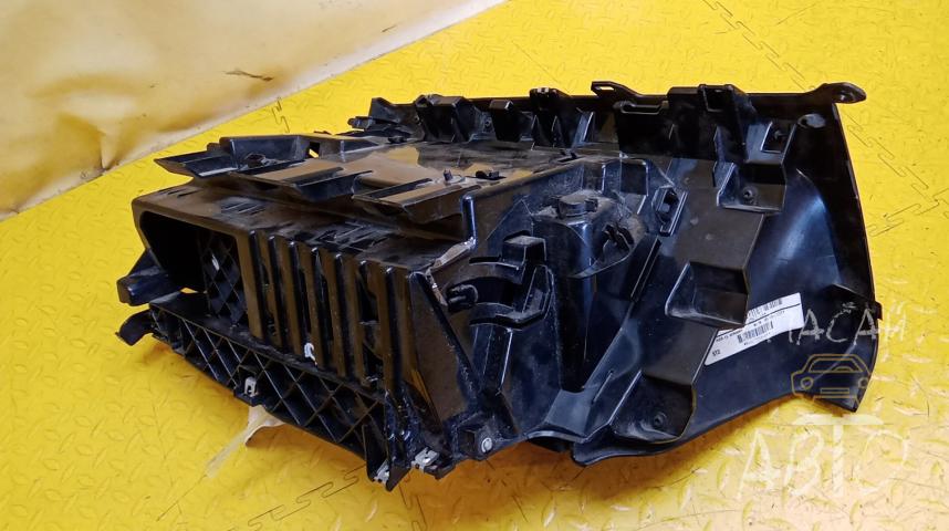 BMW 1-серия E81,82,87,88 Бардачок