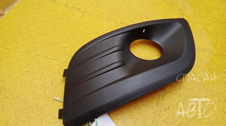 VAZ Largus Решетка в бампер