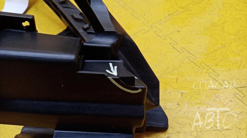 Honda CR-V IV Кронштейн переднего бампера