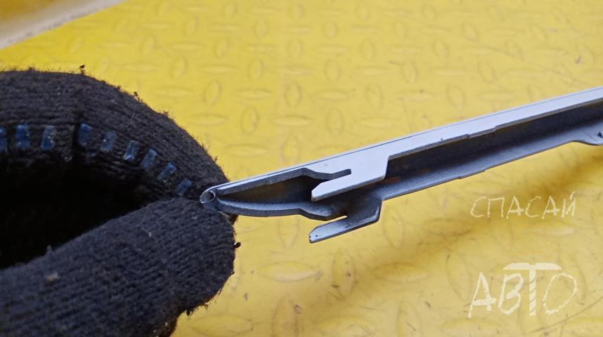 Peugeot 408 Молдинг заднего бампера