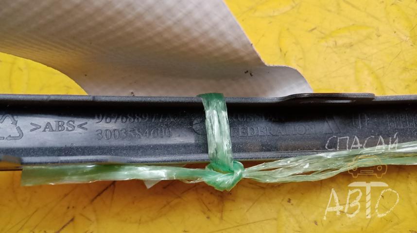 Peugeot 408 Молдинг заднего бампера