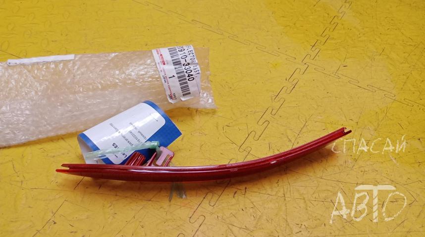 Lexus ES Отражатель в бампер