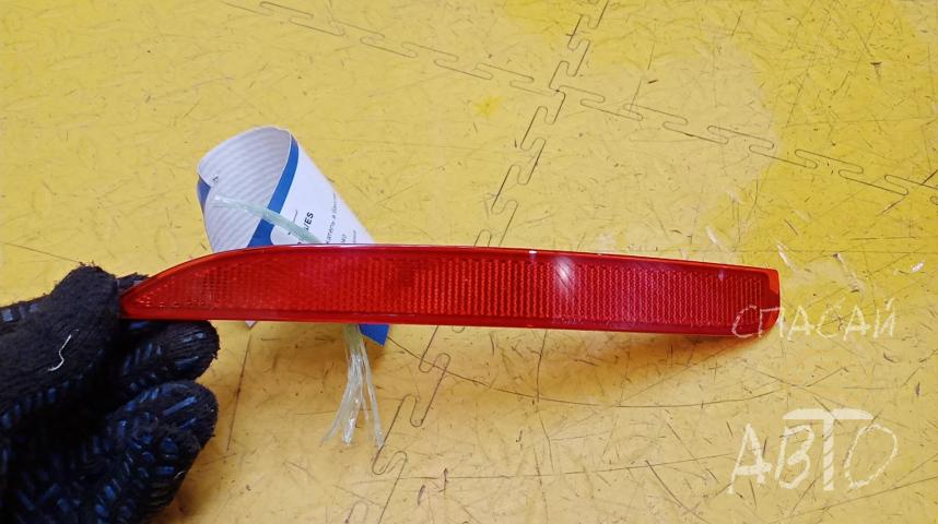 Lexus ES Отражатель в бампер