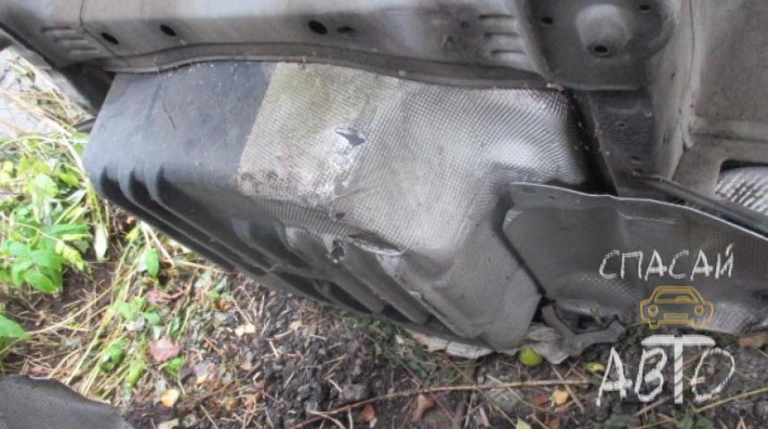Volkswagen Passat (B6) Ниша запасного колеса