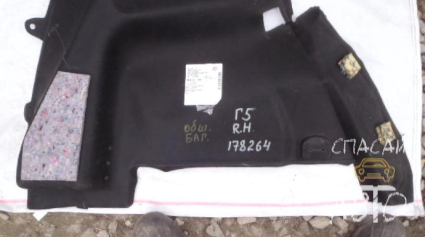 Volkswagen Golf 5 Обшивка багажника