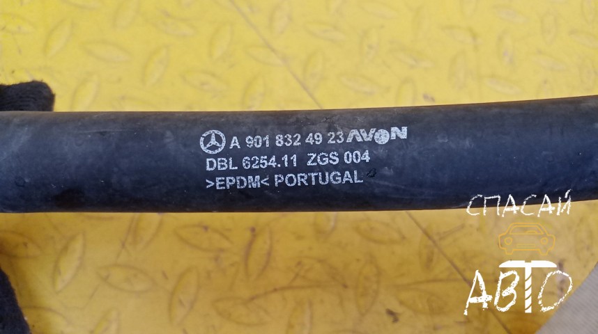 Mercedes-Benz Sprinter (901-905)/Sprinter Classic (909) Патрубок системы охлаждения - OEM A9018324923