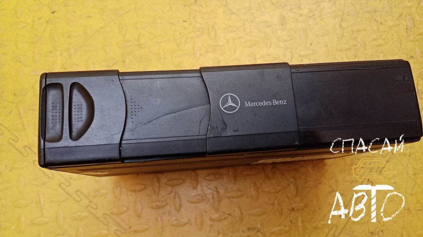 Mercedes-Benz W463 G-klasse Чейнджер компакт дисков - OEM A2038209089