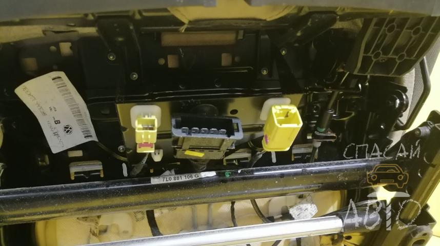 Volkswagen Touareg I Сиденья (комплект)