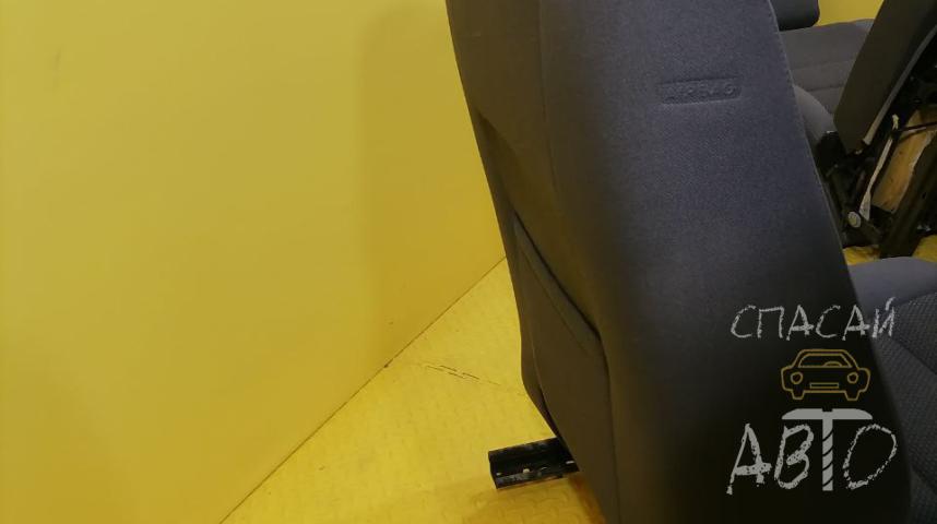 Volkswagen Touareg I Сиденья (комплект)