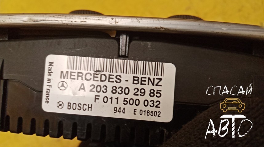 Mercedes-Benz W203 С-klasse Блок управления климатической установкой - OEM A2038302985