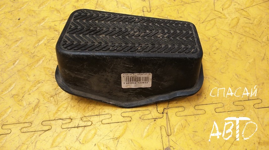 Toyota Carina E Накладка (кузов внутри) - OEM 5819220050