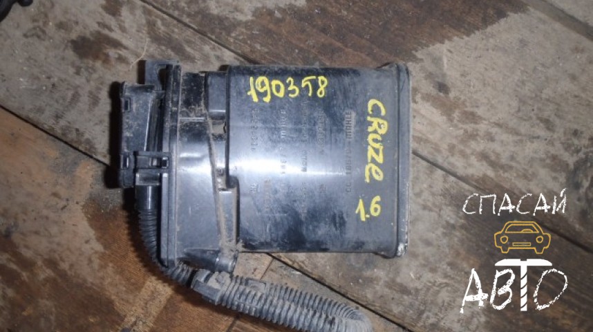 Chevrolet Cruze Абсорбер (фильтр угольный) - OEM 13315675