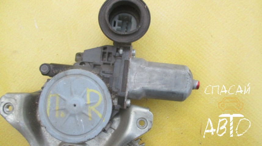 Toyota RAV 4 (30) Стеклоподъемник передний правый - OEM 6980152080