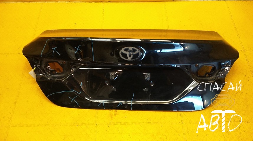 Toyota Camry V70 Крышка багажника - OEM 6440106F70