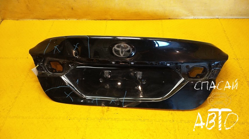 Toyota Camry V70 Крышка багажника - OEM 6440106F70