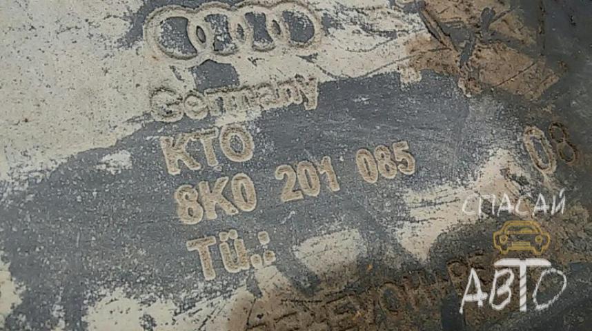 Audi A4 (B8) Бак топливный