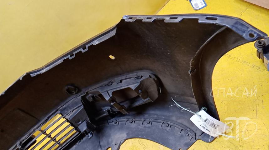 Volkswagen Touran II Бампер передний