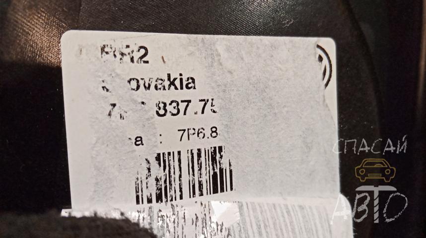 Volkswagen Touareg III Стеклоподъемник передний правый