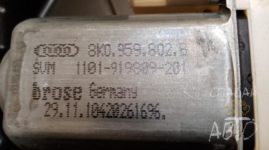 Volkswagen Touareg III Стеклоподъемник передний правый