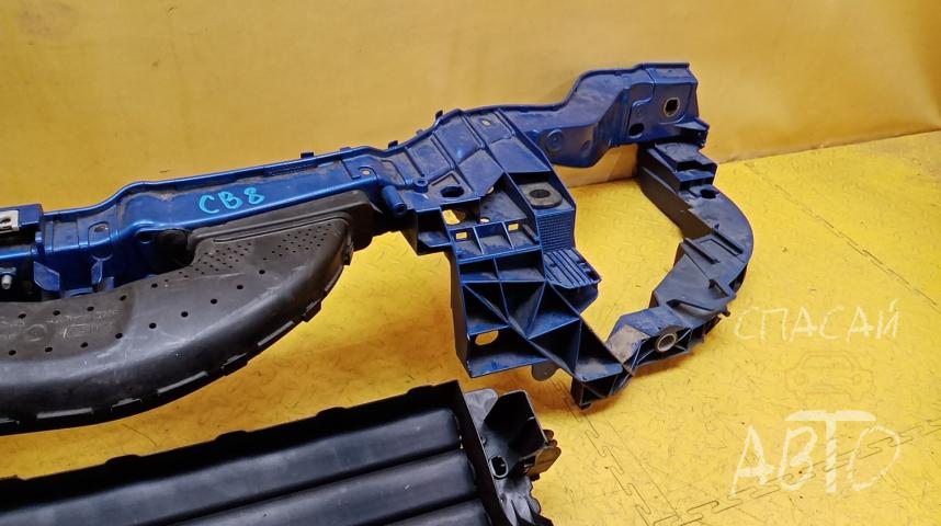 Ford Focus III Панель передняя