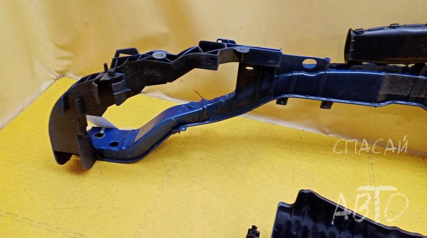 Ford Focus III Панель передняя