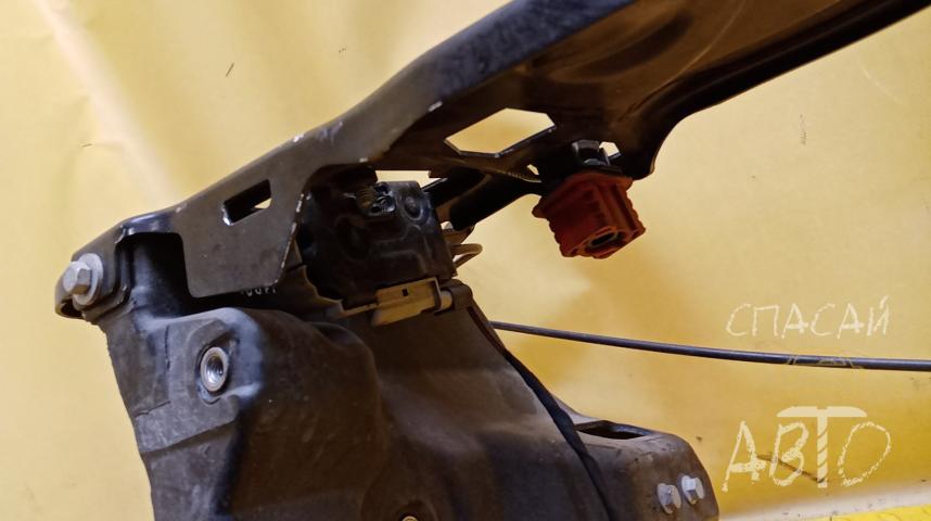 Mercedes-Benz W218 CLS Панель передняя