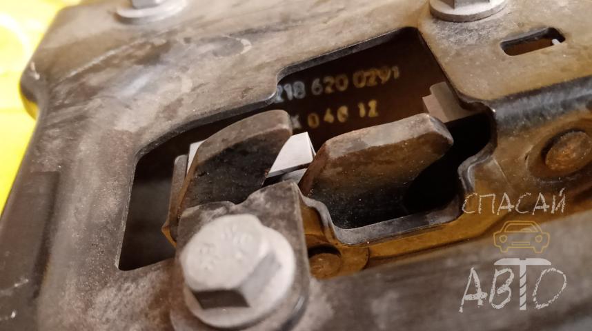 Mercedes-Benz W218 CLS Панель передняя