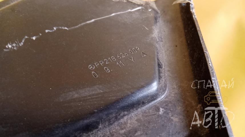 Mercedes-Benz W218 CLS Панель передняя