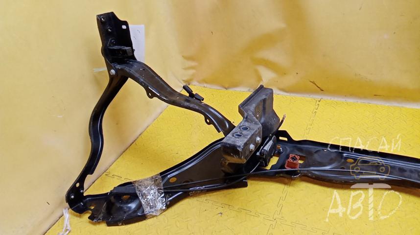 Mercedes-Benz W218 CLS Панель передняя