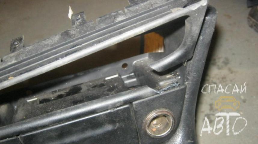 Opel Vectra B Консоль