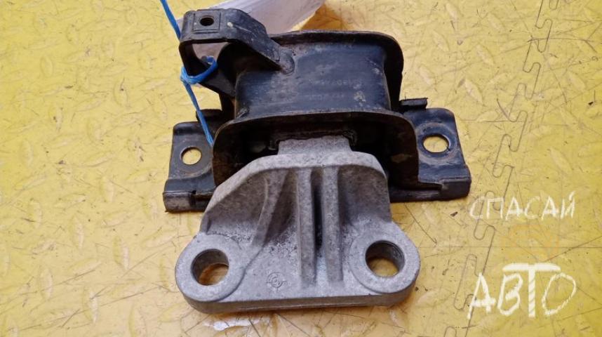 Opel Corsa D Опора двигателя