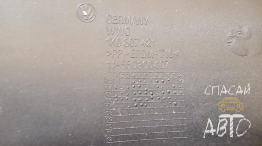 Volkswagen Golf 5 Бампер задний
