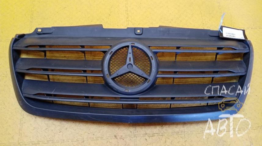 Mercedes-Benz Sprinter Решетка радиатора