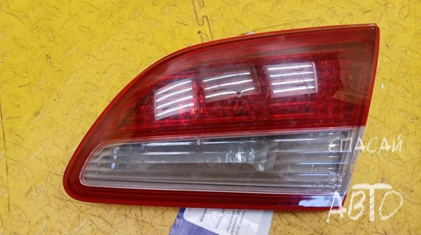 Nissan Almera (G15) Фонарь задний