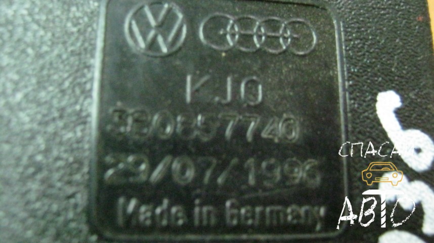 Volkswagen Passat (B5) Ответная часть ремня безопасности - OEM 3B0857740