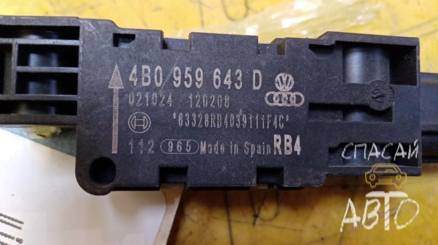 Audi A8 (4D) Датчик AIR BAG