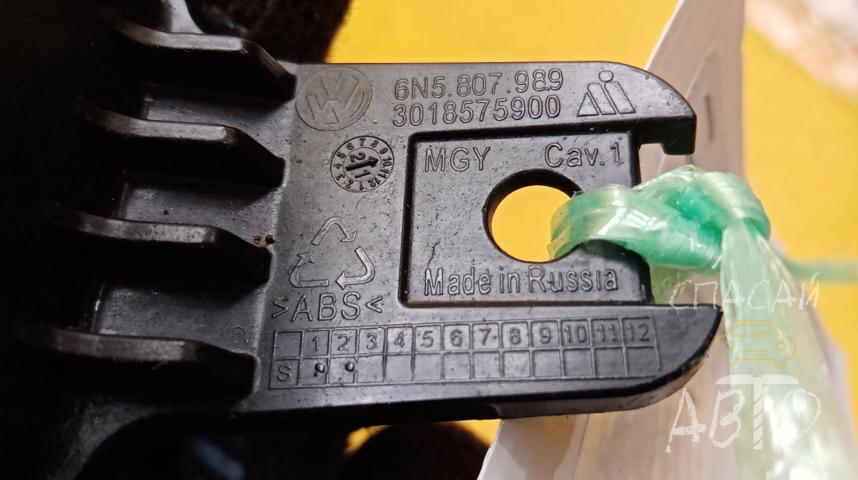 Volkswagen Polo (RUS) Кронштейн (сопут. товары)