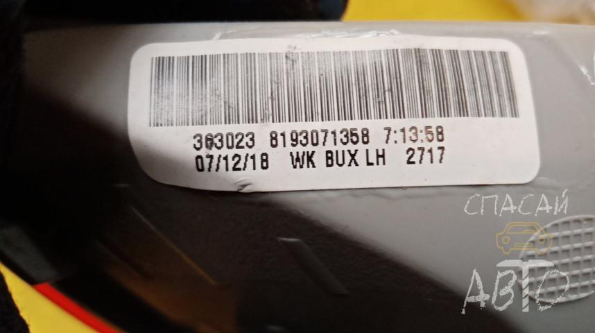 Jeep Grand Cherokee (WK2) Фонарь задний