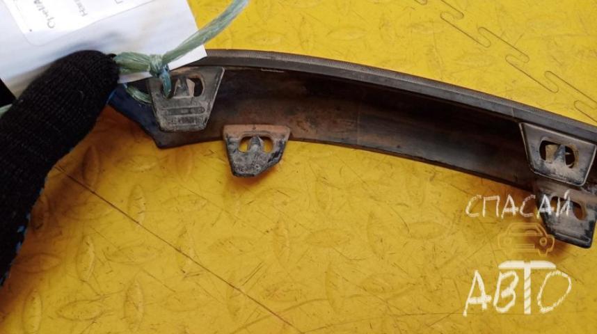 Opel Astra H / Family Накладка переднего бампера