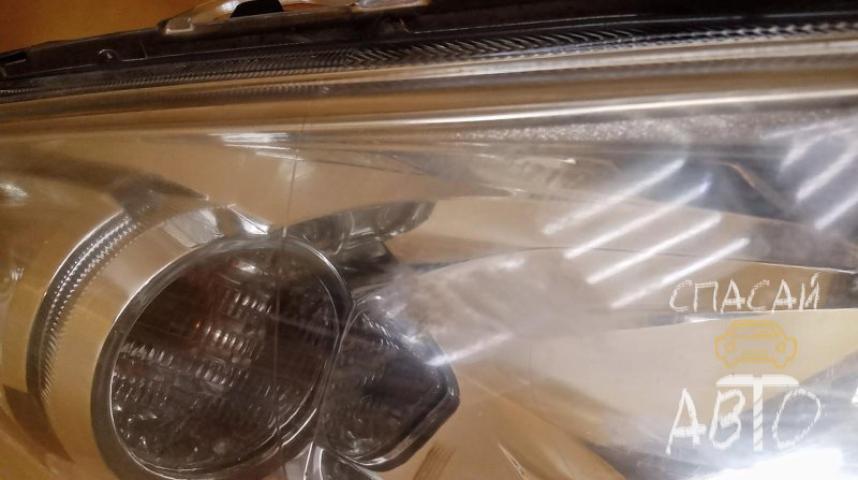 Subaru Legacy Outback (B14) Фара правая