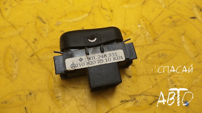 Mercedes-Benz W463 G-klasse Кнопка многофункциональная - OEM A2108207510