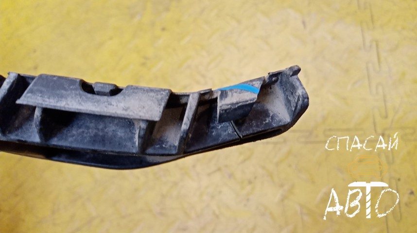 Volkswagen Polo (HB) Кронштейн заднего бампера - OEM 6R6807394A