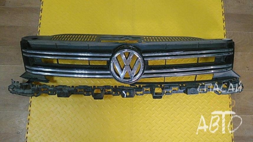 Volkswagen Tiguan Решетка радиатора