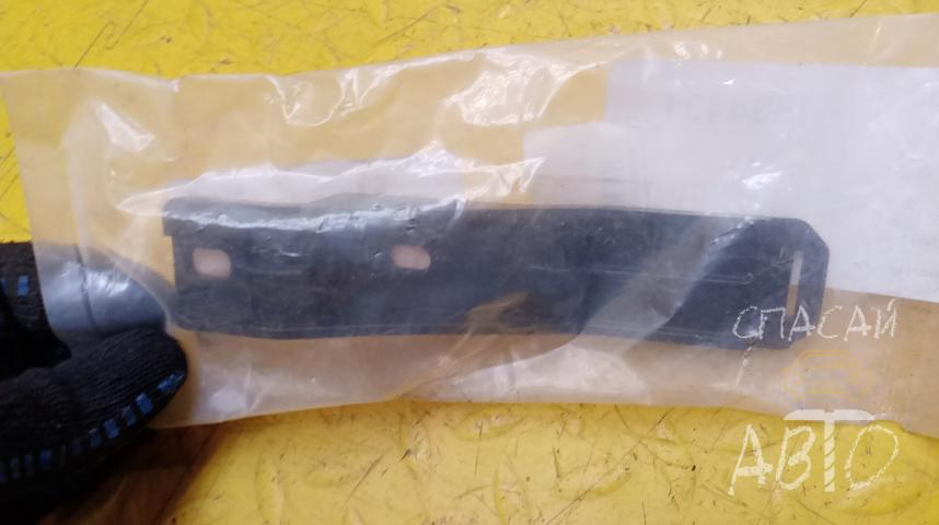 KIA Soul III Кронштейн заднего бампера