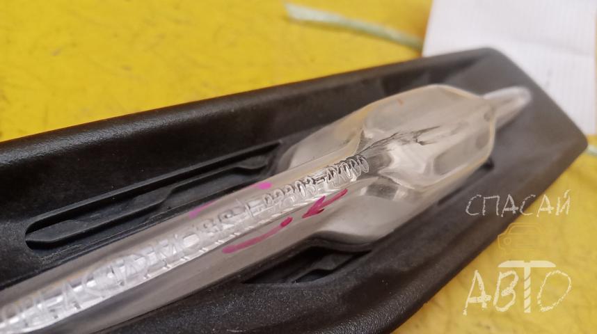 KIA RIO III Повторитель поворота в крыло