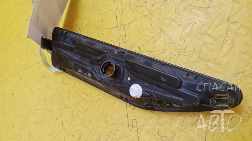 KIA RIO III Повторитель поворота в крыло