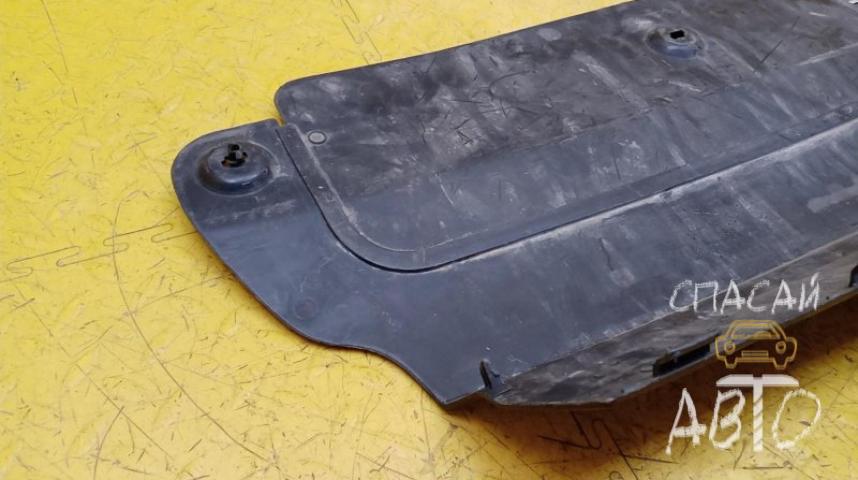 Land Rover Range Rover 4 Накладка заднего бампера