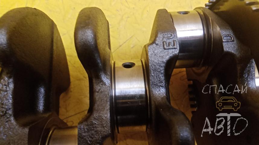 KIA Sportage II Коленвал