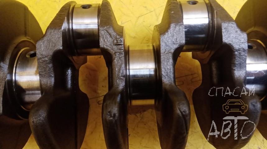 KIA Sportage II Коленвал