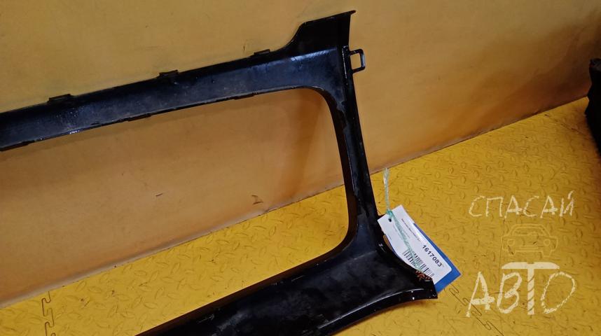 Mercedes-Benz W463 G-klasse Решетка радиатора